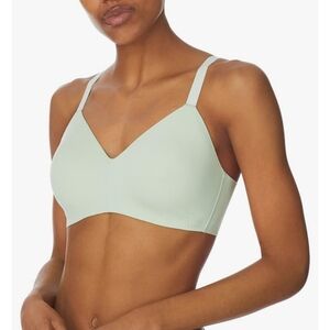 DKNY | Women's Active Comfort Sports Bra in Color Ambrosia
